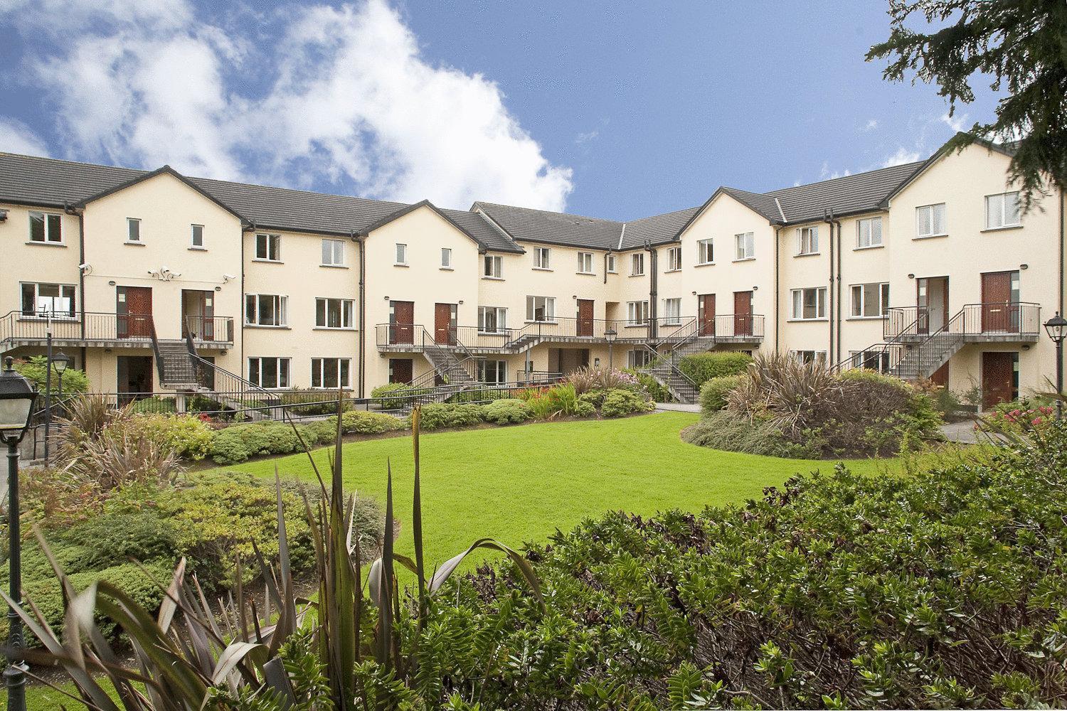 Menlo Park Apartments Galway Exterior photo